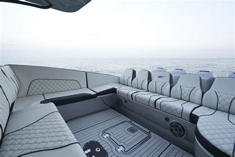 Custom Center Console Boats By Midnight Express