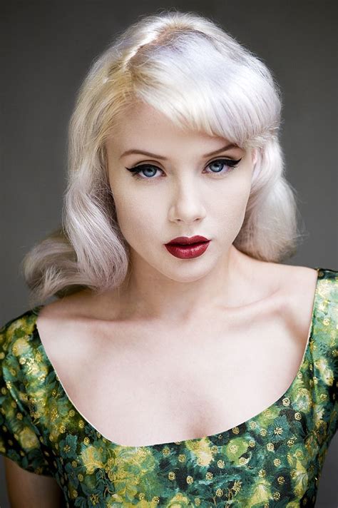 Pin By Michelle Chapman On Make Up Blonde Hair Pale Skin Pale Skin