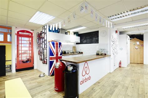 A Look Inside Airbnbs New Offices In London Officelovin