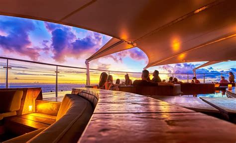 Best Rooftop Bars In Bali 2021 Discotech The 1 Nightlife App