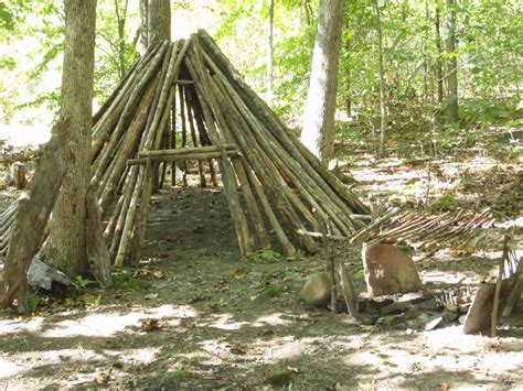 What Is The Easiest Shelter To Make Simple Ways To Build A Shelter In The Woods Prepper World