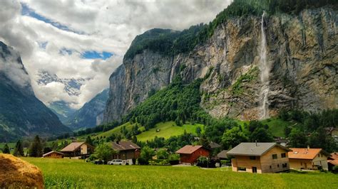 Lauterbrunnen Valley Switzerland Looks Like A Place