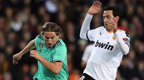 The hosts have won seven and lost three of their 10 home league matches this season, with those defeats real madrid vs valencia preview. Real Madrid - Valencia | Cuándo es, TV, 'streaming online ...