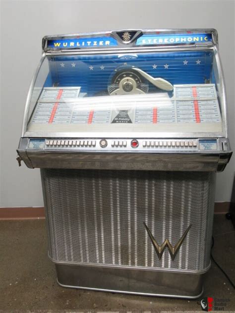 Wurlitzer 2304 S Stereophonic Jukebox With Tube Amplifier Photo
