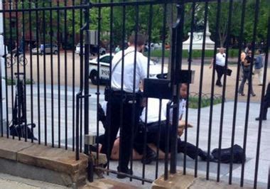 Naked Man Arrested After Trying To Scale White House Fence Al Com
