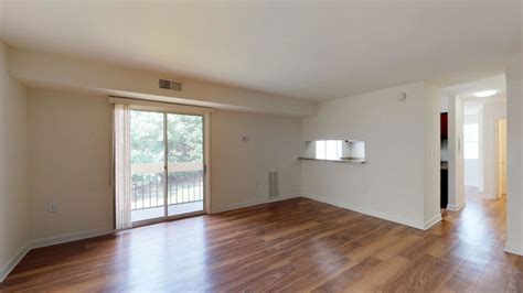 Find the best two bedroom apartments for rent in alexandria, va. Foxchase Apartments Apartments - Alexandria, VA ...