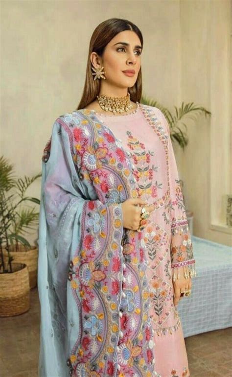 Pin By Needa Tasneem On Pakistani Fashion Party Wear Pakistani Dress