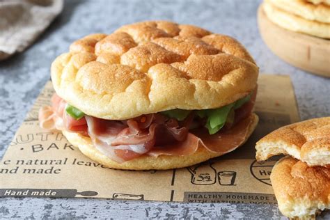 pan nube o cloud bread esponjoso y perfecto para hacer paso a paso en casa