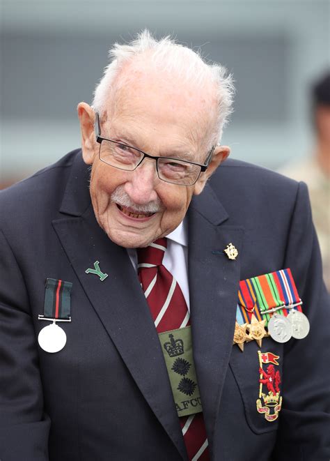Captain sir tom moore's spirit lives on, family tells funeral service. Captain Sir Tom Moore encourages public to remember ...