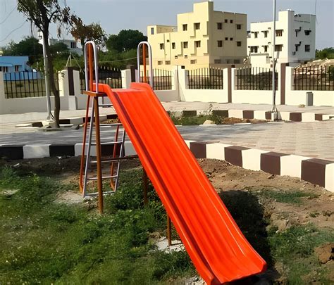 Red Frp Playground Straight Slide For Playing For Kids Age Group 15