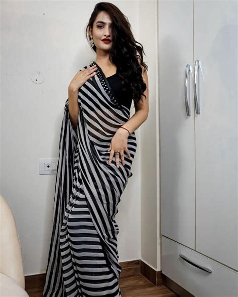 Sassy Poonam Hot Indian Content Creator In 2023 Instagram Queen Fashion Gorgeous Women