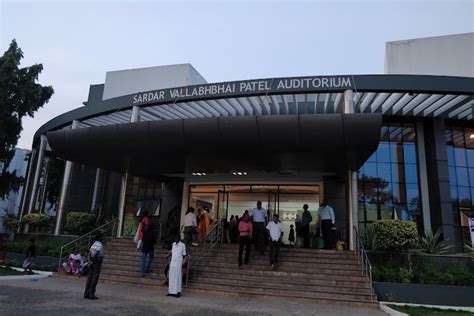 Sardar Vallabhbhai Patel International School Of Textiles And