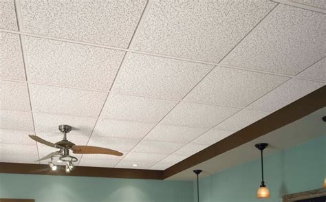 Ceiling panels are a perfect way to add slightly more visual interest to the ceiling in multiple applications. Ceilings | Armstrong Contractor Series
