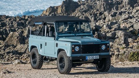 This Matte Blue Land Rover Defender Is Ridiculously Cool Airows