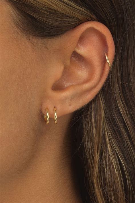 Pin By Esin On Jewelry In 2021 Minimalist Ear Piercings Earings