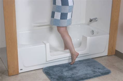 Walk in tubs often make bathing easier for seniors and for individuals with limited mobility. Cut Your Tub For Seniors | ORCA HealthCare Supplies