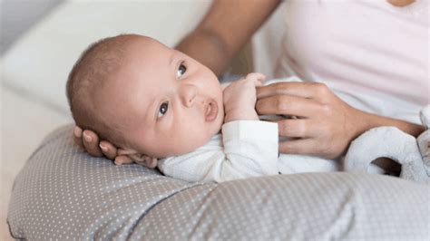 Looking for the best toddler pillow for your child can be quite a task. 15 Ways To Use A Boppy Pillow : For Feeding, Tummy Time & More | Nursing pillow, Newborn baby ...