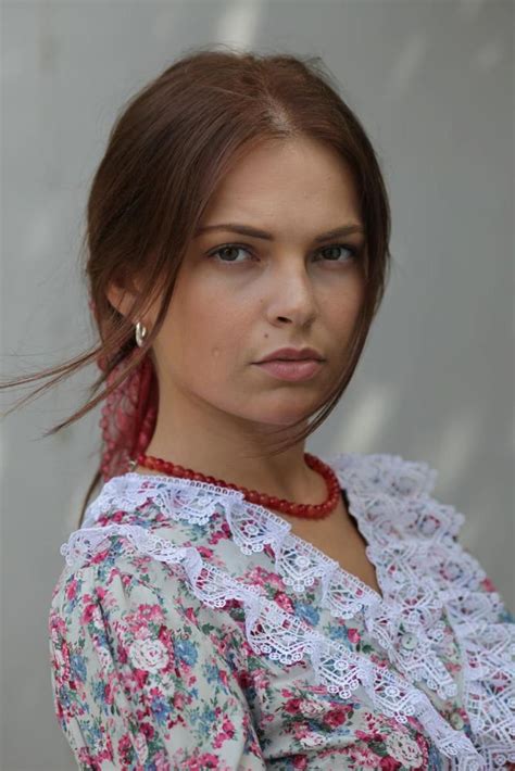 Ciężko ją jednak znaleźć nie znając tytułu utworu. Nowy serial „Kozacka miłość". Młoda i piękna Marysia ...