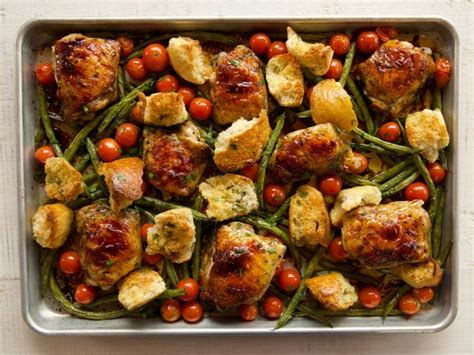 Drummond told the food network that her favorite weeknight meal is her recipe for roasted lemon chicken legs, and it's easy to see why.roasted chicken legs don't take a lot of time or effort to make — the way ree does it, you barely need a knife to prepare them. Italian Chicken Sheet Pan Supper Recipe | Ree Drummond ...