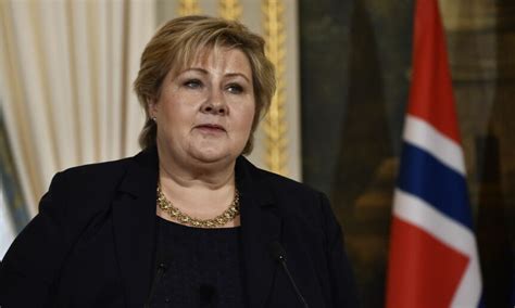 Statsminister Erna Solberg Varsler Lovendring Vil Holde Kalenderen Til