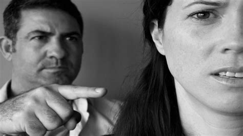 5 Behaviors That Reveal Insecurities In Your Relationship