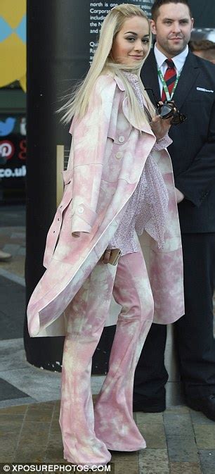rita ora turns heads as she promotes band aid 30 with bob geldof daily mail online