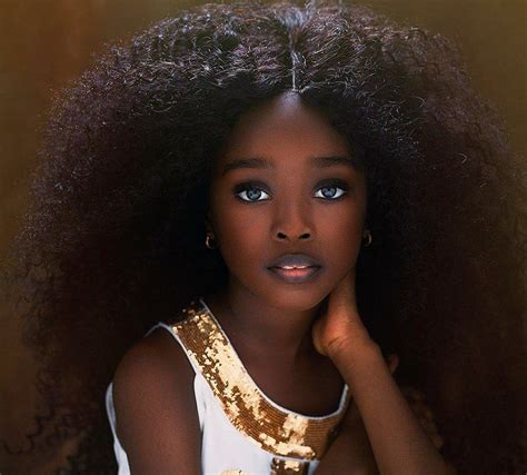 Cette Jeune Fille Nigérienne A été élue Plus Belle Petite Fille Du Monde