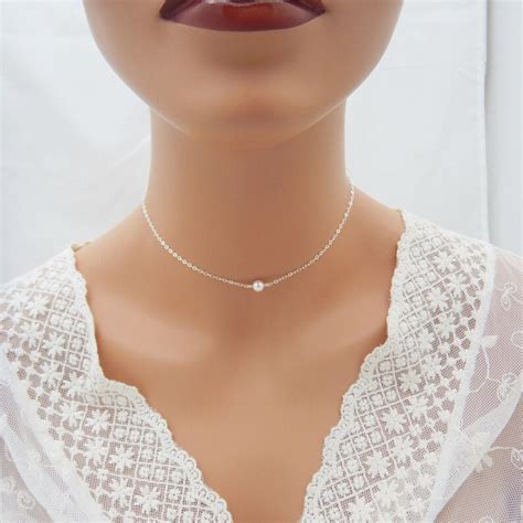 Set Of 8 Bridesmaids Necklaces 8 Bridesmaids Floating Pearl Etsy