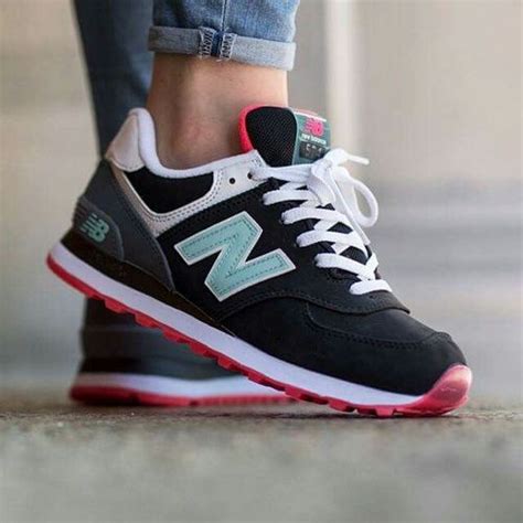 For more information, please visit our faq page or contact us. Mi reino a cambio de todos estos hermosos tenis | Zapatos ...