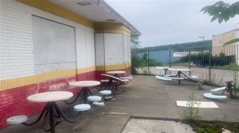 Explorer Discovers A ‘time Capsule Mcdonalds Untouched Since The 80s Metro News