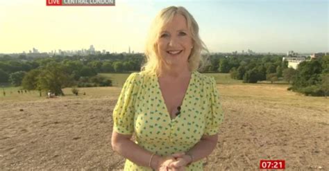 Carol Kirkwood Caught Up In X Rated Photo Scam Entertainment Daily