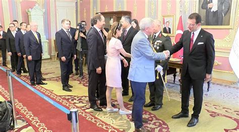 Jun 24, 2021 · ordu komutanı orgeneral musa avsever, i̇stanbul i̇l jandarma komutanı tuğgeneral nuh köroğlu, bazı askeri yetkililer ve aile yakınları katıldı. Vali Yerlikaya: 30 Ağustos'ta yeniden var olduk - Son ...