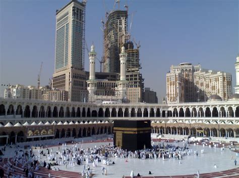 29 madinah adalah wilayah pertanian, dihuni oleh berbagai klan dan tidak oleh sebuah kesukuan yang tunggal, namun berbeda dengan mekah. Ingin Mengunjungi Mekah Gunakan Aplikasi Ini Mancanegara