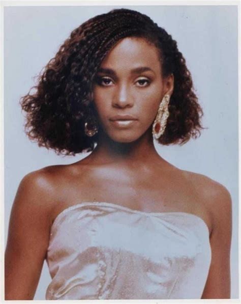 Whitney Houston Nude Pictures Which Are Sure To Keep You Charmed