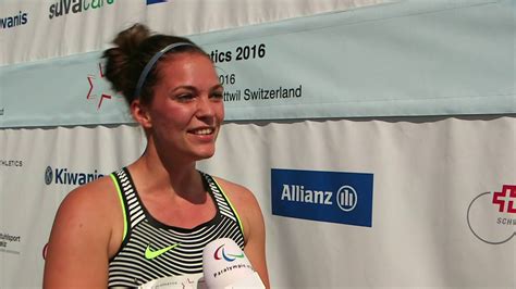 Marlou van rhijn kreeg de award uitgereikt door hoofdredactrice cécile narinx en gaf een prachtige speech waarin ze onder meer vertelde dat het de eerste keer was dat ze werd geëerd als vrouw en niet als een persoon met een beperking. Marlou van Rhijn 100m world record in Nottwil - YouTube