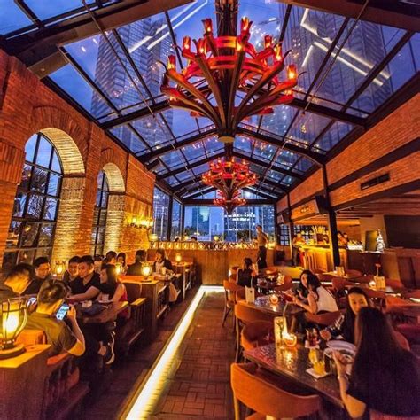 Jakarta Nightlife: Top 10 Nightclubs (2021 Covid Update