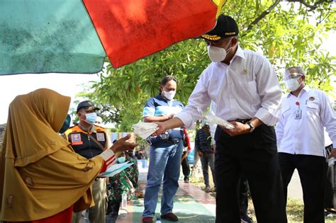 Kunjungi Posko Penyekatan Suramadu, Menko PMK Minta Masyarakat