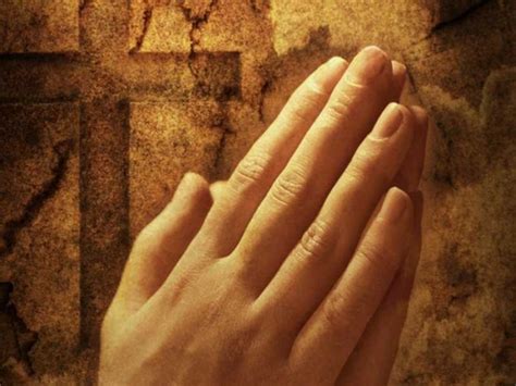 Membaca doa makan sangat dianjurkan bahkan mengucapkan bismillah adalah wajib dan berdosa bagi yang meninggalkannya. Doa Bapa Kami, doa yang sempurna - katolisitas.org
