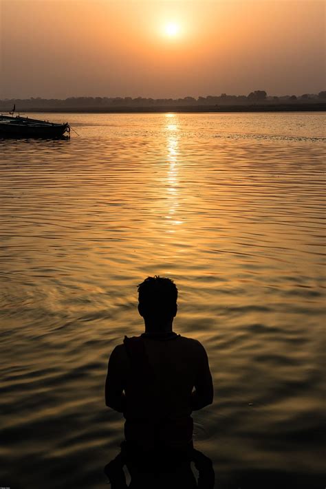 2560x1440px free download hd wallpaper india varanasi ganges ablution river sunrise