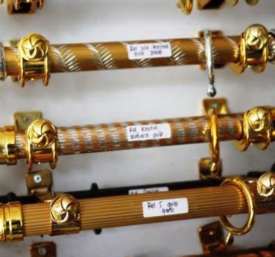 Harga gorden per meter terjangkau di gordentangerang.com. GORDEN RUMAH , GORDEN KANTOR , GORDEN MINIMALIS , GORDEN ...