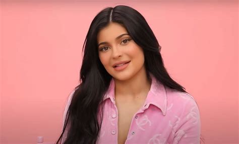 Kylie Jenner Billionaire Net Worth Scandal Explained Scandal Guides