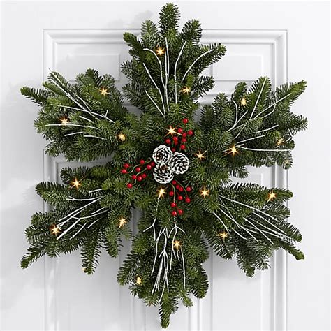 44 Beautiful Christmas Wreaths Decor Ideas You Should Copy