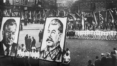 Stalin Das Prinzip Der Gewalt Diktatoren Geschichte Planet Wissen