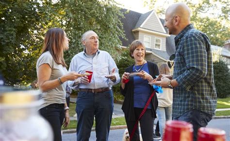 5 Tips For Befriending Your Neighbors Fondsenwerving Activiteiten
