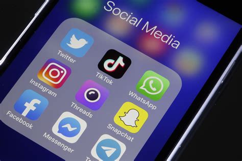 Nick gicinto jacob nocon matt henley ed russo lisa rager justin zeefe nisos redacted and the list goes on and on. How to beat your social media addiction, according to a ...