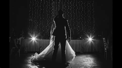 Looking for a romantic country wedding song for your first dance? I Do - Perfect Bride and Groom First dance Wedding Dance ...