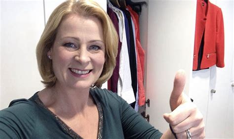 Bbc News Presenter Sets Tongues Wagging With ‘nude’ Twitter Photo Uk News Uk