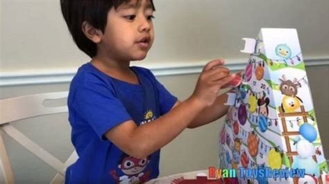 چھ سالہ بچہ جو کھلونوں کے تجزیے کرتا ہے اور ارب پتی ہے Bbc News اردو