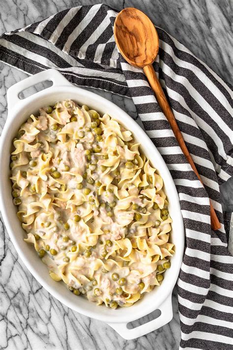 Tuna casserole dates back to the 1950s when casseroles were a popular dinner item. Easy Tuna Casserole With Egg Noodles (6 Ingredients ...