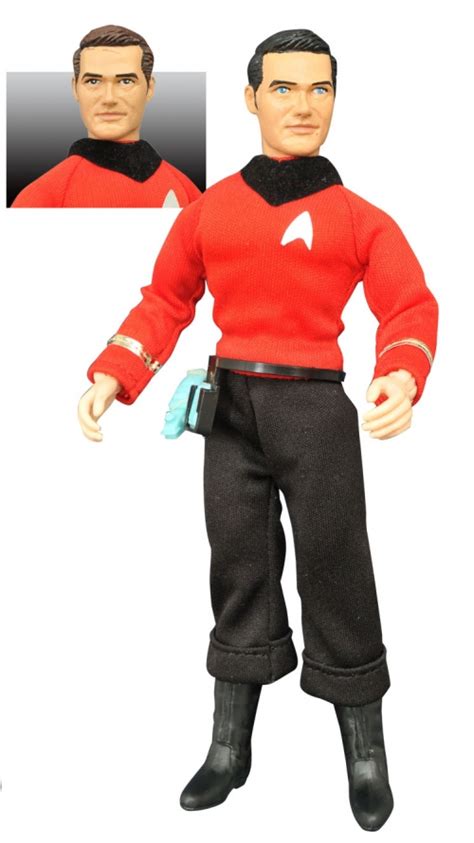 Star Trek Retro Cloth Cheron And Security Crewman Action Figures